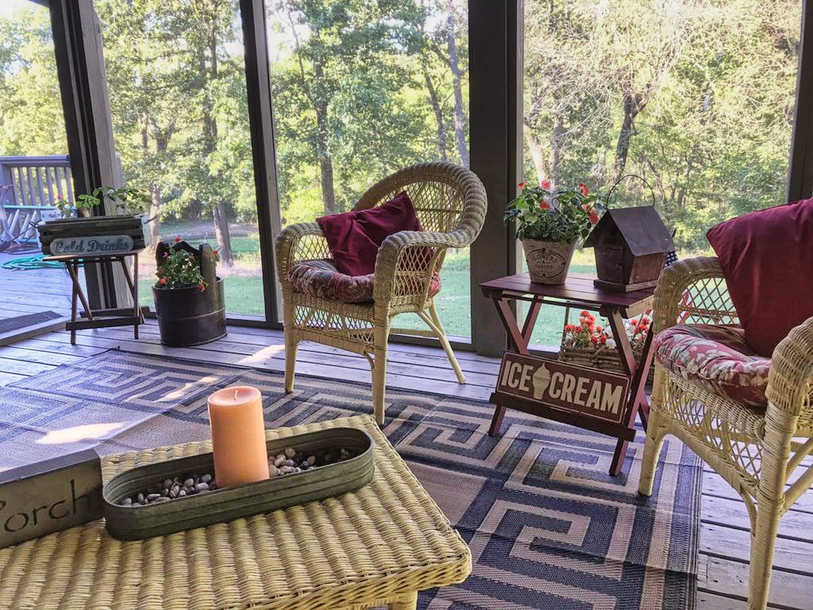 The screened porch at the Lodge Between the Lakes