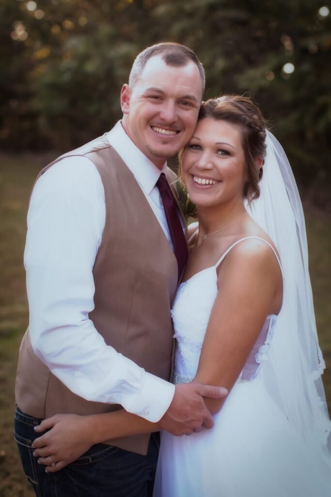Real wedding at Grandpas Barn, Mountain Home AR