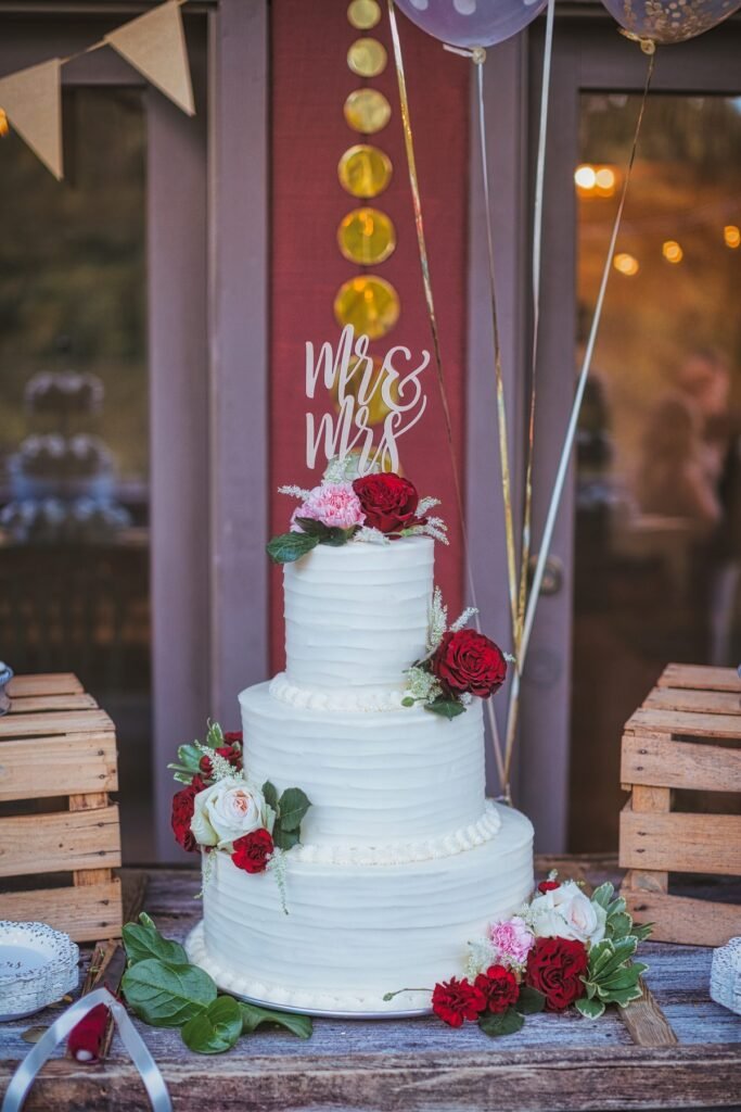 Real wedding at Grandpas Barn, Mountain Home AR