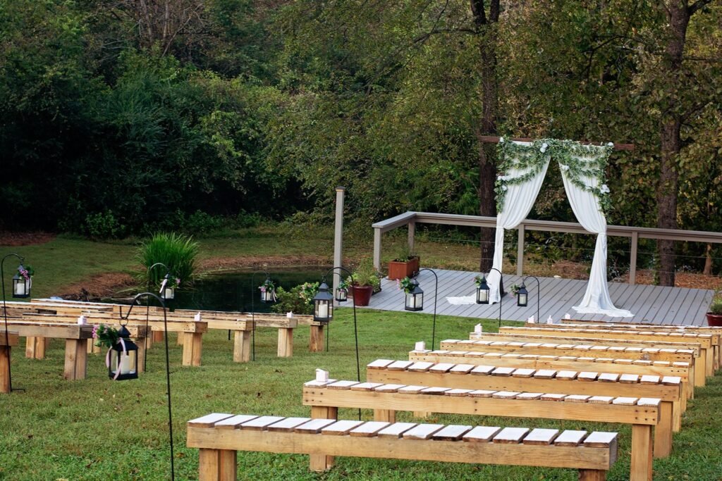 Real wedding at Grandpas Barn, Mountain Home AR