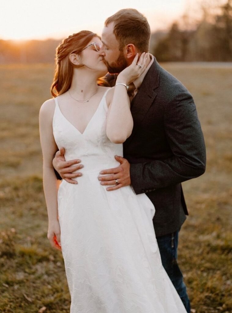 Real wedding at Grandpas Barn, Mountain Home AR